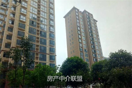 城南荆善花园4室2厅2卫119.8万93m2出售